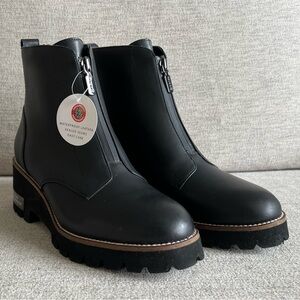 Blonde Drew waterproof wedge ankle boots - Size 9.5